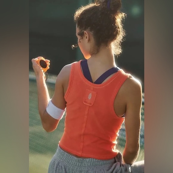 FP MOVEMENT Back To Basics Tank Engine Red - red orange - Picture 2 of 9